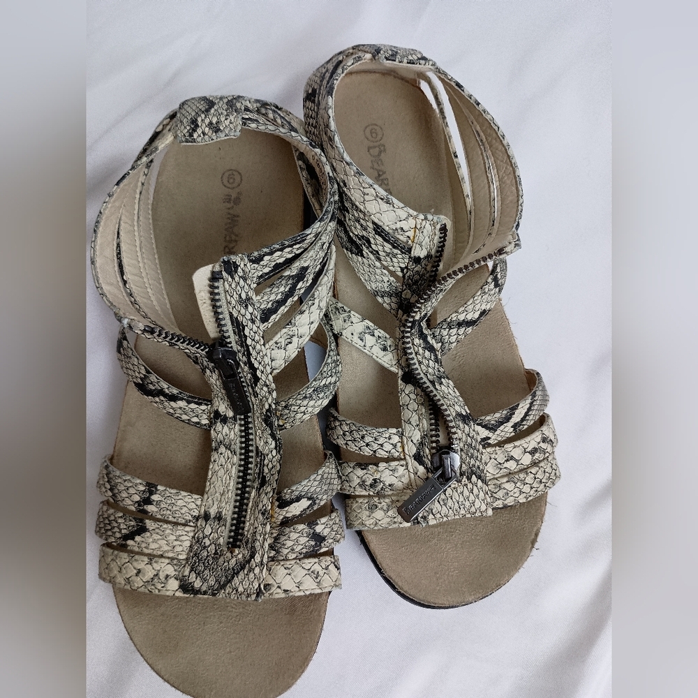 BEAR PAW 9‎ Mobwife Cream Black Summer Sandals Snakeskin Animal Print Pattern